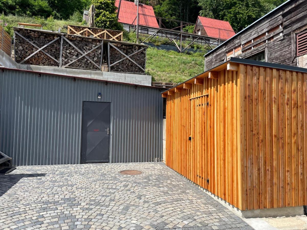 Jirotovy Boudy I Villa Telnice Exteriör bild